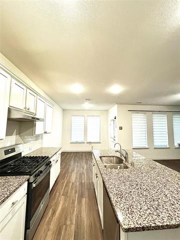 Building Photo - 1816 Da Vinci Dr