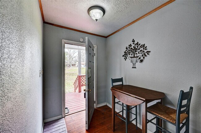 Building Photo - 170 Mesa Verde