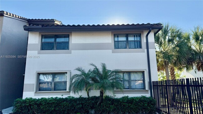 Building Photo - 9788 Nob Hill Ct