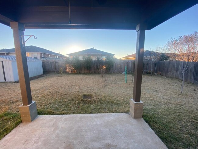 Building Photo - 1003 Clayton Dr