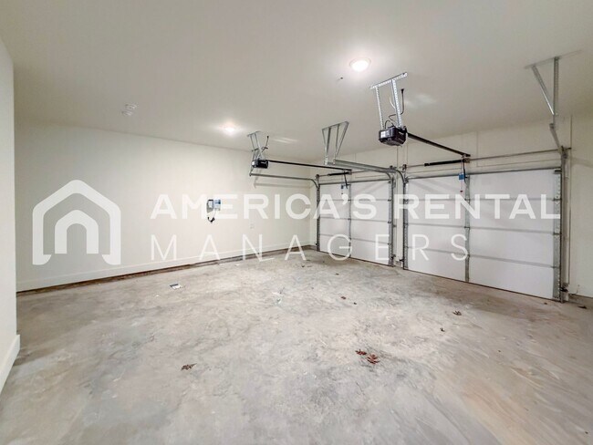 Building Photo - 101 Townmoor Ln