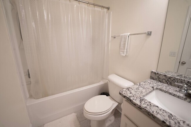 Building Photo - Coming Available!