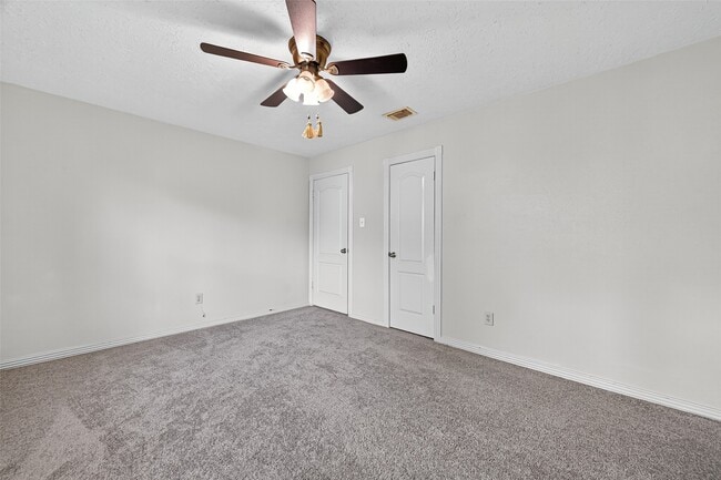 Building Photo - 2918 Colonel Ct Dr