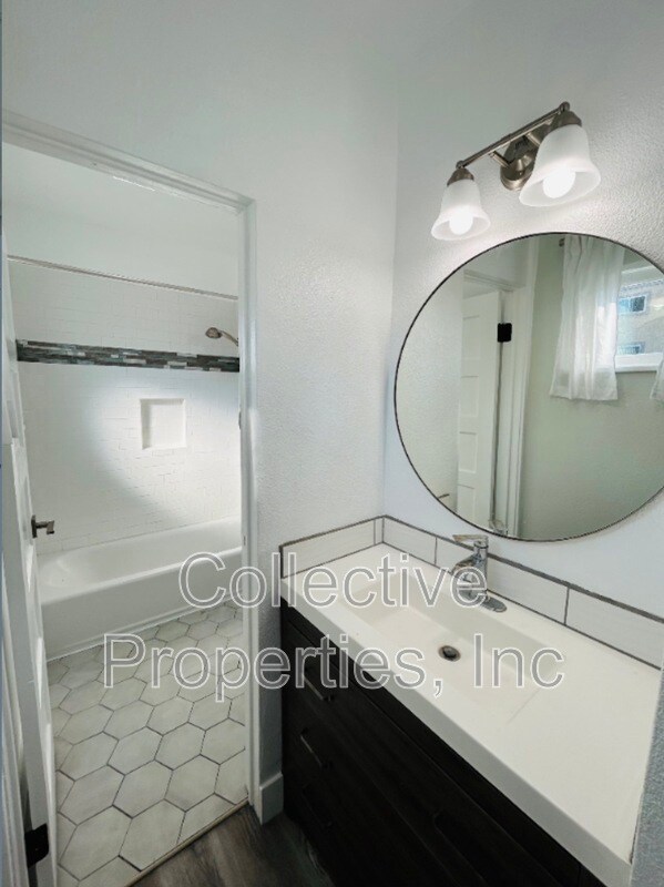 Building Photo - 3752 37th St