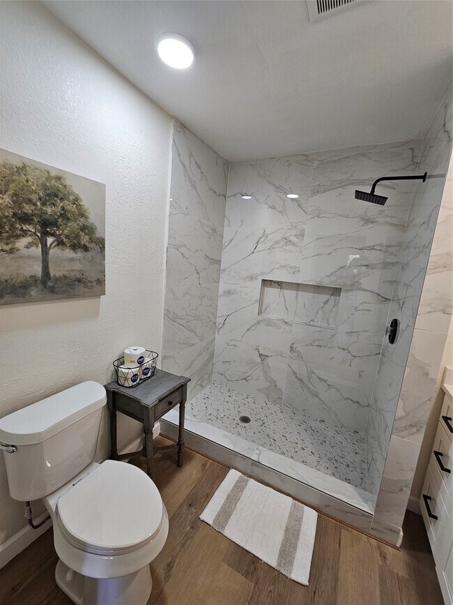 Building Photo - 3126 Ohio St