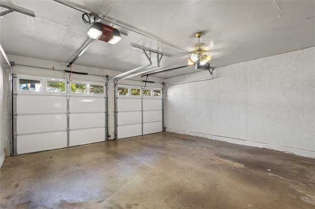 Building Photo - 2908 Nova Dr