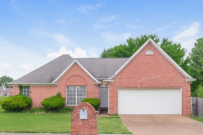 Building Photo - 7744 Shadow Glen Ln