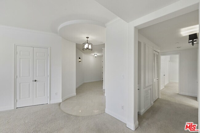 Building Photo - 1820 Benecia Ave