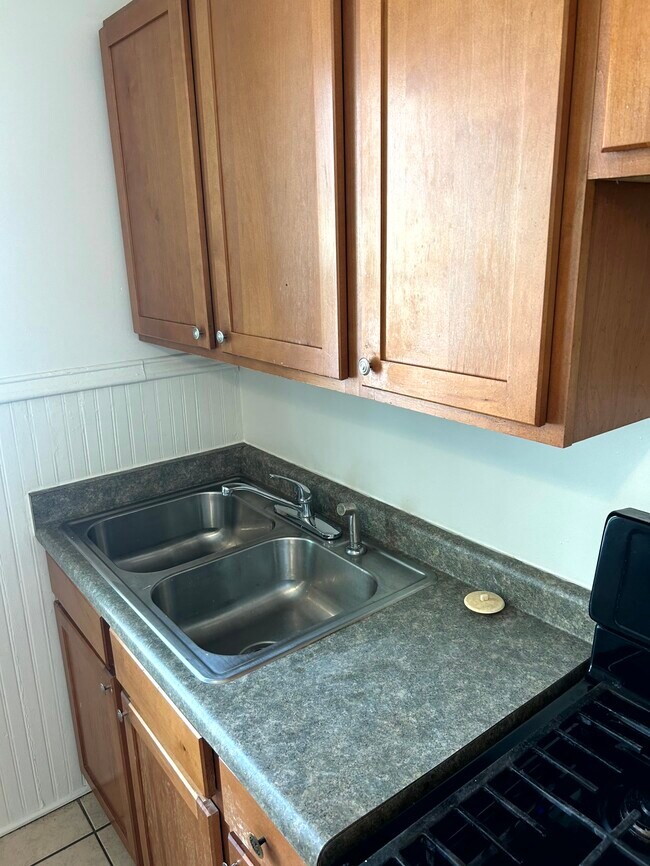 Kitchen 3 - 2402 61st St