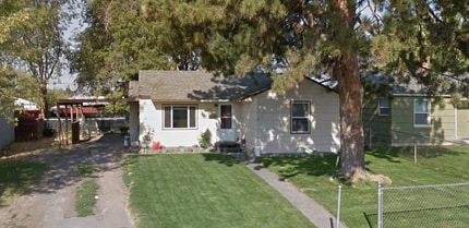 Building Photo - Knolls Vista 3 Bedroom Home for Rent