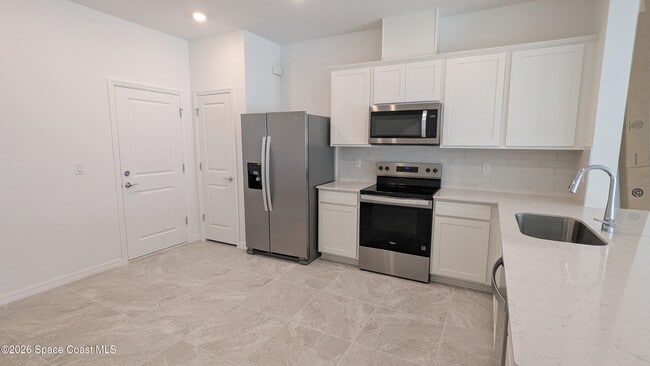 Building Photo - 5113 Inspire Ln