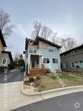 Building Photo - 18 Mauricet Ln