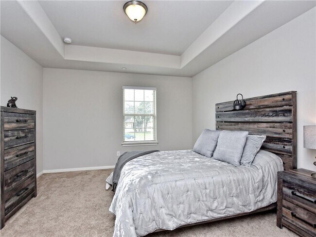 Building Photo - 1701 S Bell Blvd