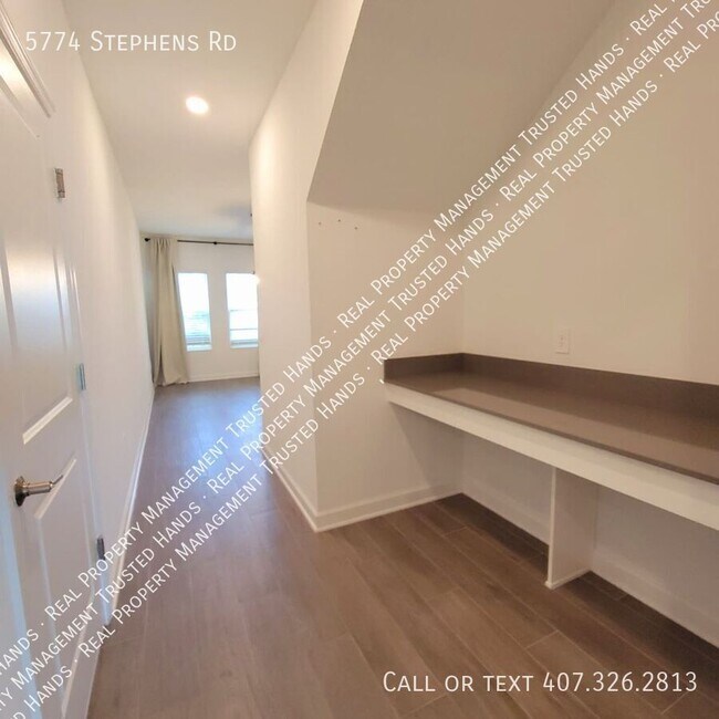 Building Photo - 5774 Stephens Rd