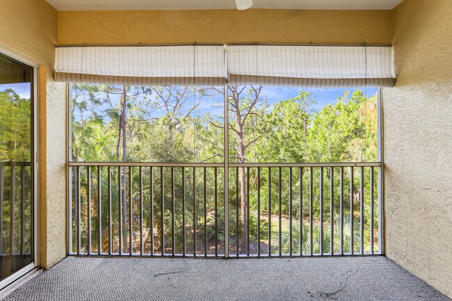 Building Photo - 9165 Celeste Dr