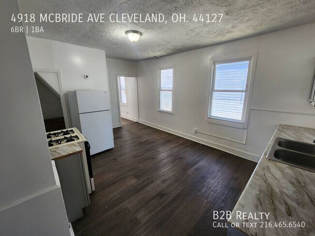Building Photo - 4918 McBride