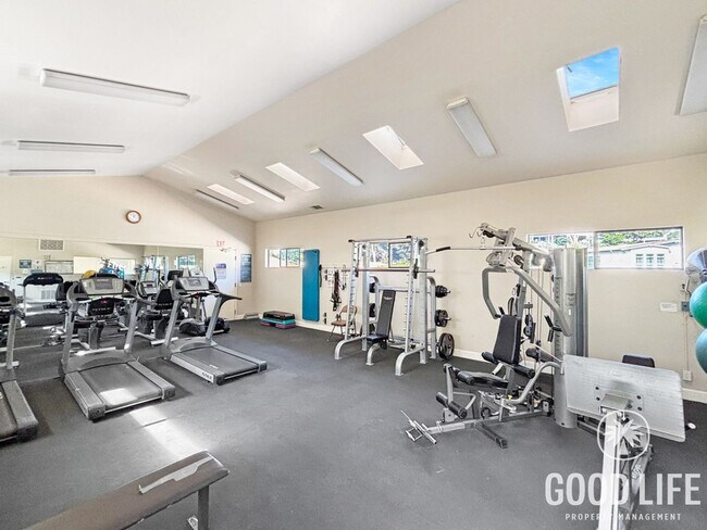 Building Photo - Beautiful 2B/2BA 55+ Community Home w/ AC, Parking, W/D, and Community Amenities!