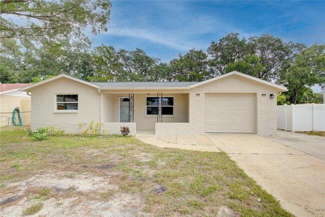 Building Photo - 8906 Pandora Ln