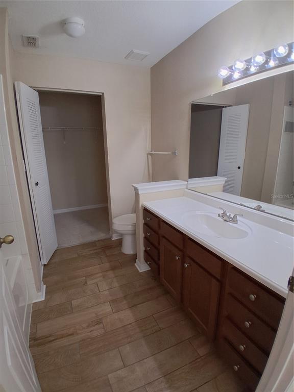 Building Photo - 9020 Lake Chase Island Way