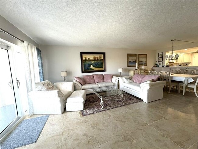 Building Photo - 6000 N Ocean Blvd