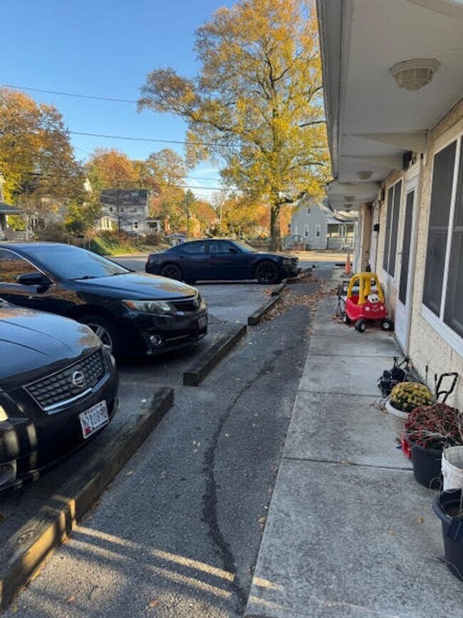 Building Photo - 4835 Indian Ln