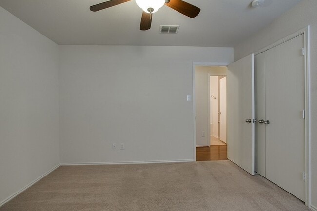 Building Photo - 4541 Martingale View Ln