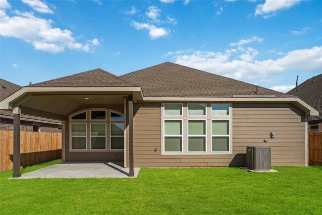 Building Photo - 24543 Greeley Lake Dr