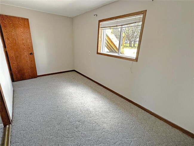 Building Photo - 3421 Placer Ave