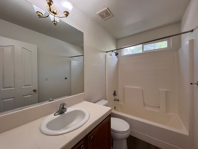 Building Photo - Nice 3 Bedroom home in Fallon, NV
