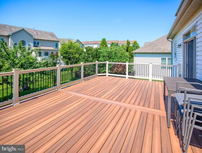 Building Photo - 13336 Redspire Dr