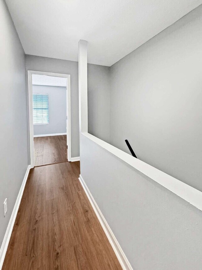 Building Photo - Recently Renovated Condo in Lake Lanier Community