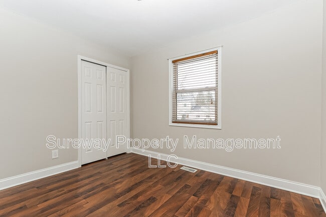 Building Photo - 29 Franklin Dr