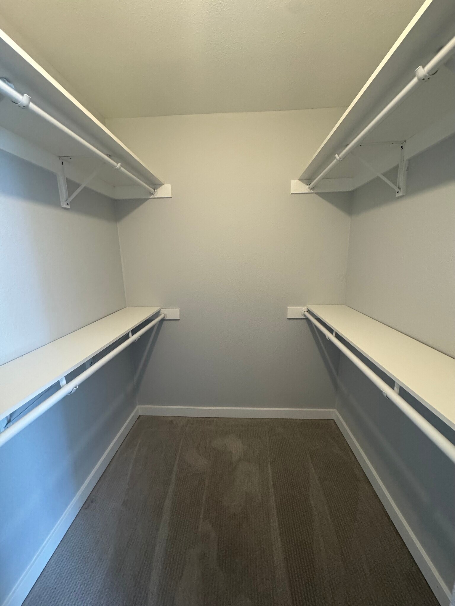 Building Photo - 300 N Civic Dr