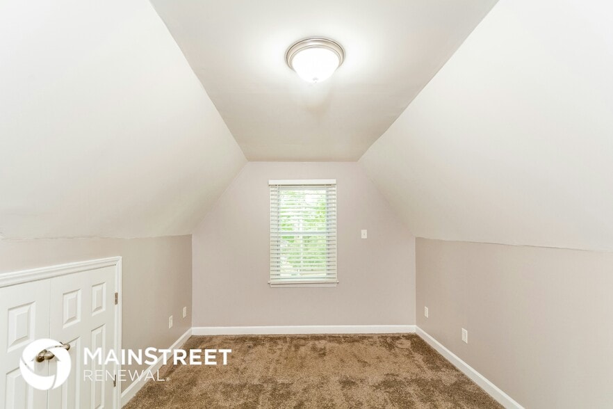 Building Photo - 405 Hunters Ridge Dr