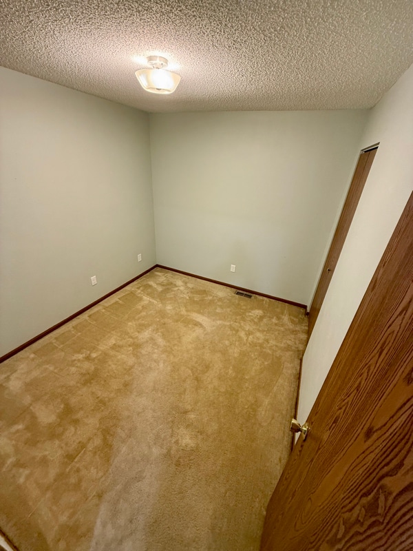 Building Photo - 2759 Pin Oak Dr