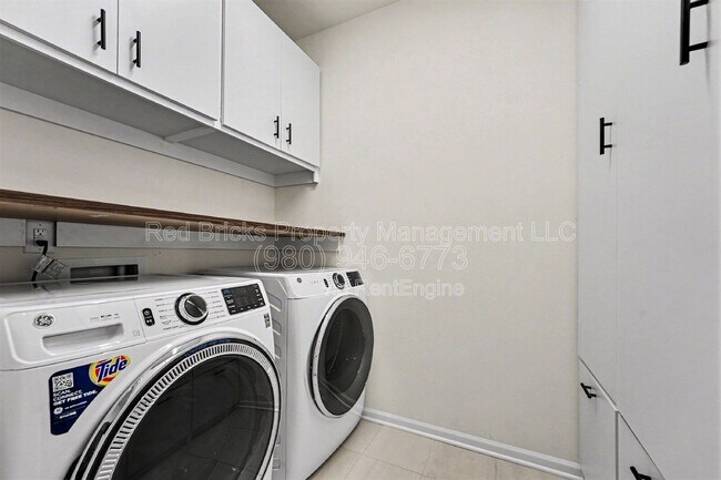 Building Photo - 13126 Chopin Ridge Rd