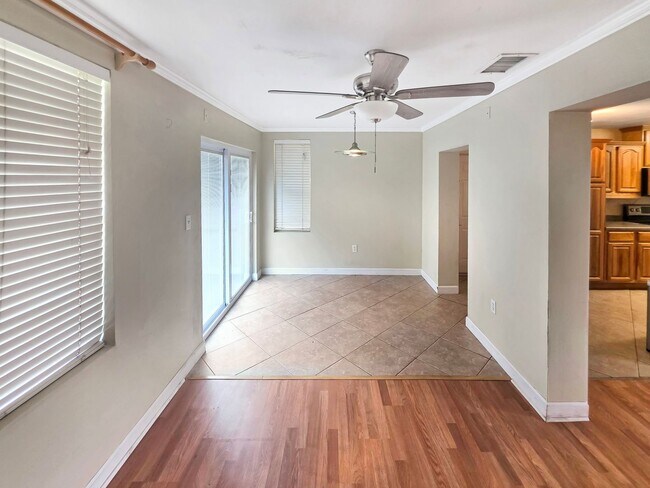 Building Photo - 5117 Lake Howell Rd