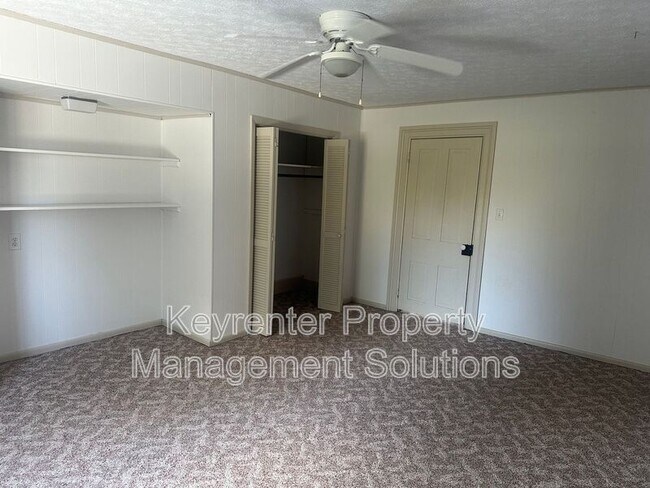 Building Photo - 151 Tanner Ln