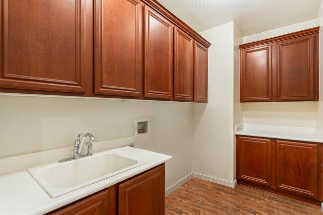 Building Photo - 82603 Grass Flat Ln