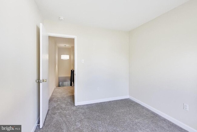 Building Photo - 9040 Centerway Rd