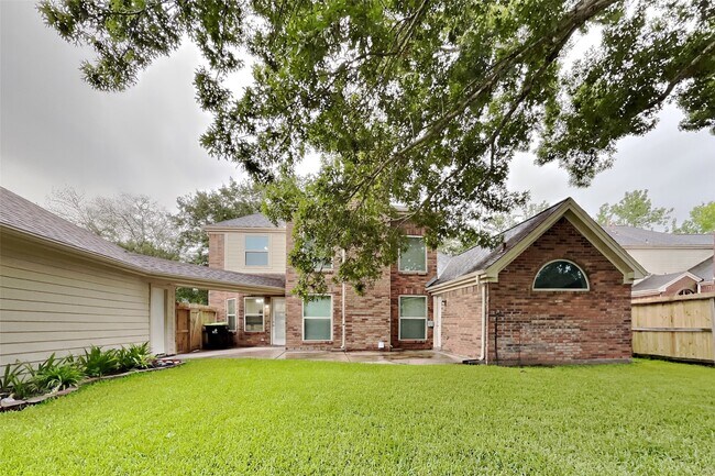 Building Photo - 719 Fernglade Dr