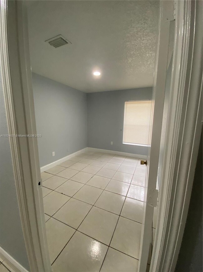 Building Photo - 21134 NW 39th Ave