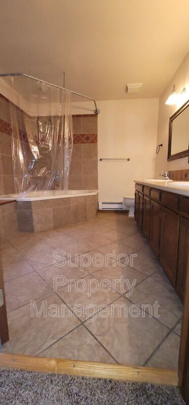 Building Photo - 7014 Ridge Rd