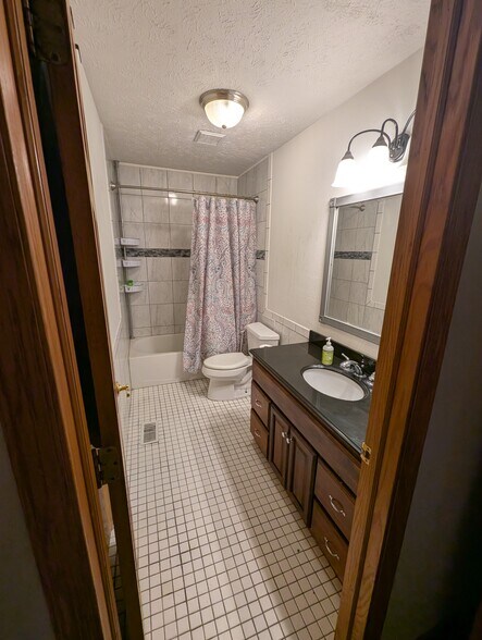 Building Photo - 2130 N 189th St