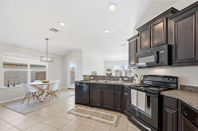 Building Photo - 124 Chalk Rd