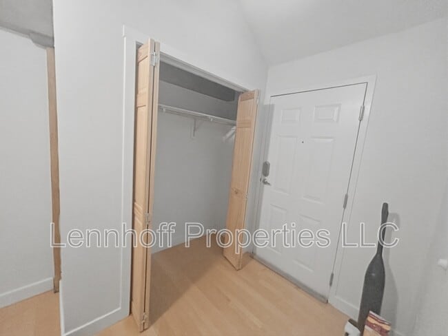 Building Photo - 240 Jackson St