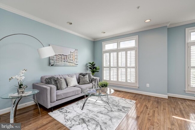 Building Photo - 1236 Harbor Island Walk
