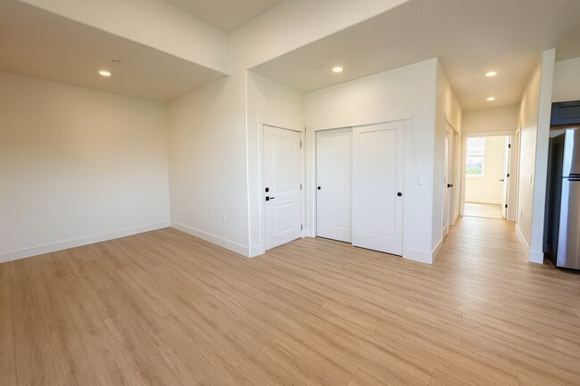 Building Photo - Brand-New 2BR: $1,200 Move-In Credit!