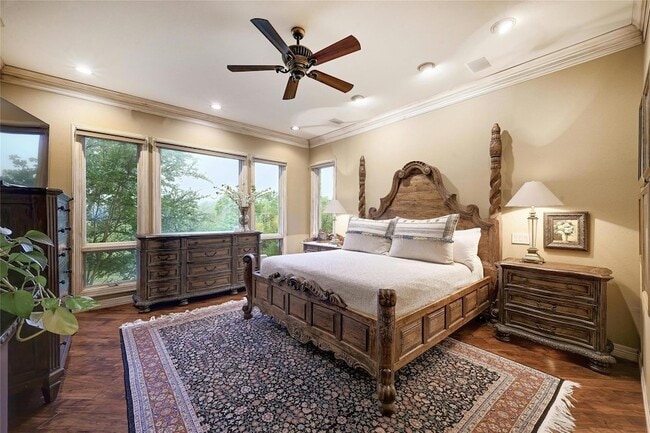 Building Photo - 2305 Barton Creek Blvd