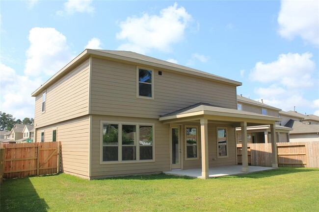 Building Photo - 4006 Shady Palmetto Dr